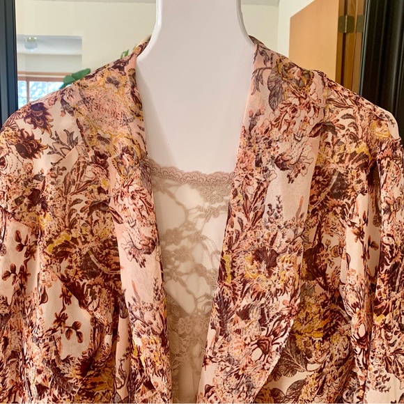 BCBGENERATION Long Sheer Floral Browns Kimono - Picture 2 of 5